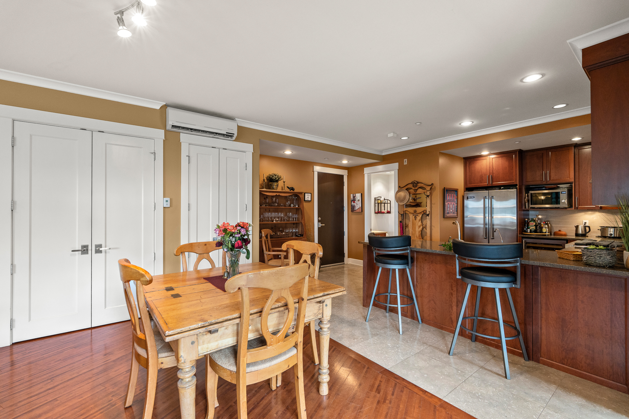 #205 - 6688 Royal Avenue